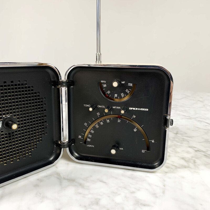 Portable vintage radio TS502 by Marco Zanuso & Richard Sapper for Brionvega, 1960s