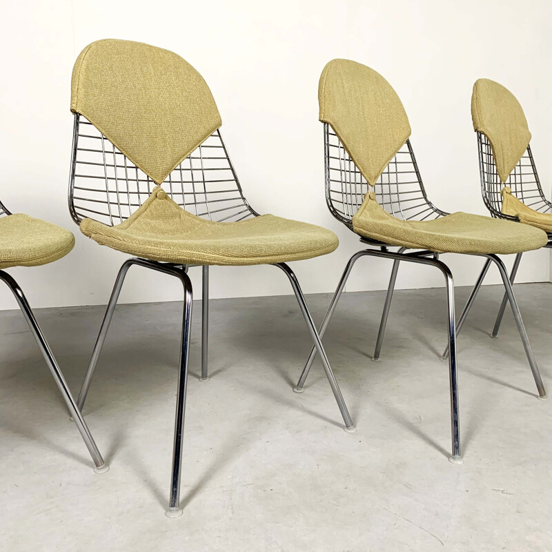 Set of 4 DKR Bikini vintage chairs by Charles and Ray Eames, 1950s