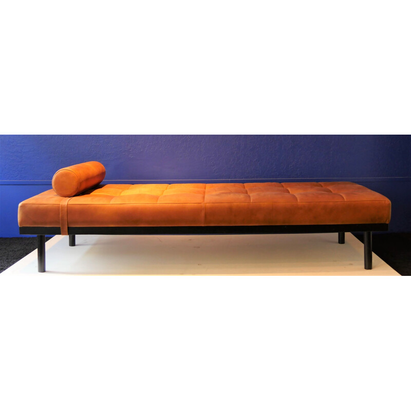 Vintage French daybed in brown leather, 1950