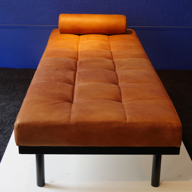 Vintage French daybed in brown leather, 1950