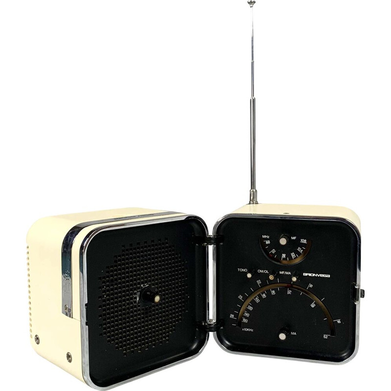 Portable vintage radio TS502 by Marco Zanuso & Richard Sapper for Brionvega, 1960s