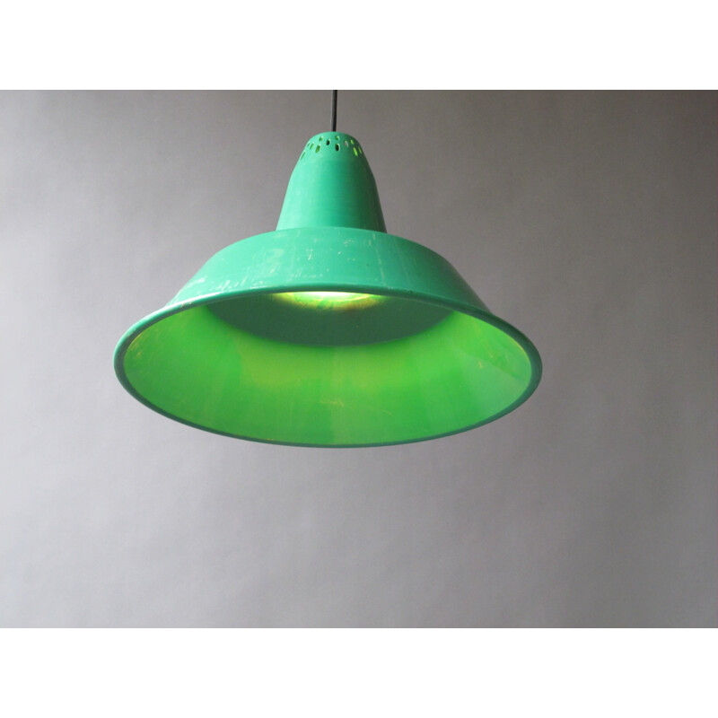 Industrial green hanging lamp in steel - 1960s