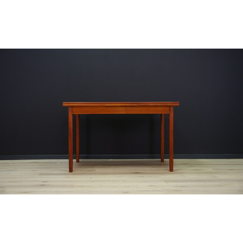 Vintage Danish extendable dining table in teak 1960