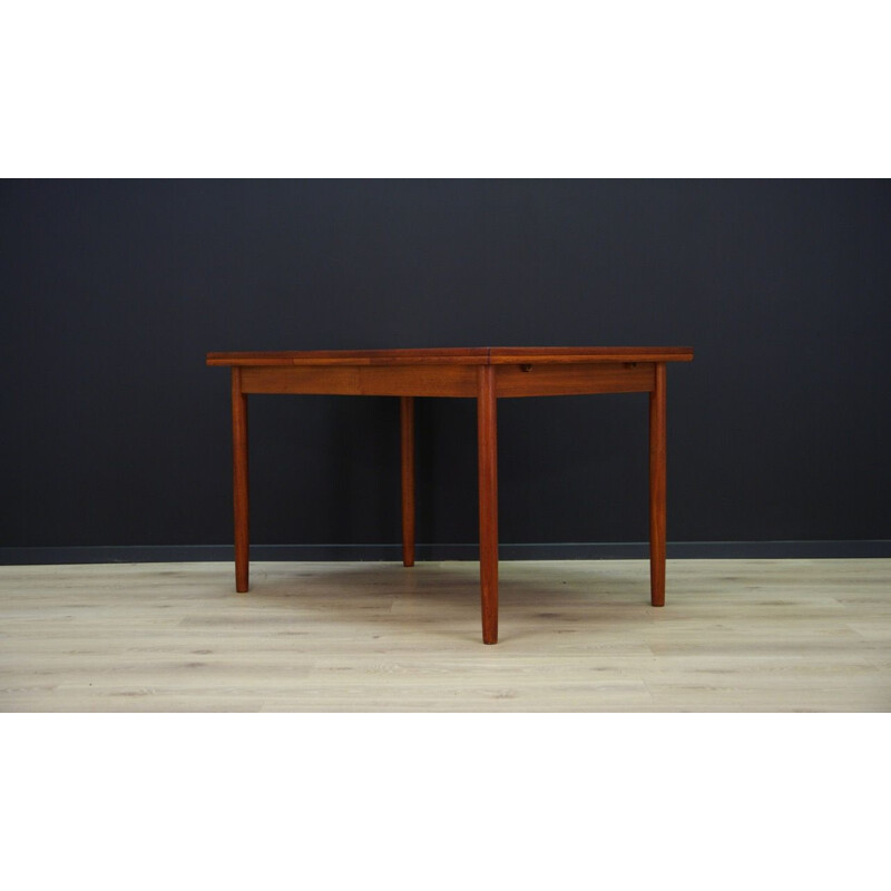 Vintage Danish extendable dining table in teak 1960