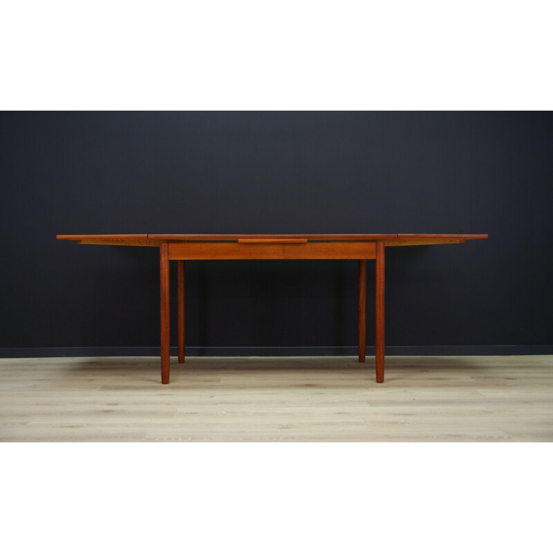 Vintage Danish extendable dining table in teak 1960