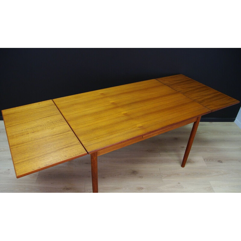 Vintage Danish extendable dining table in teak 1960