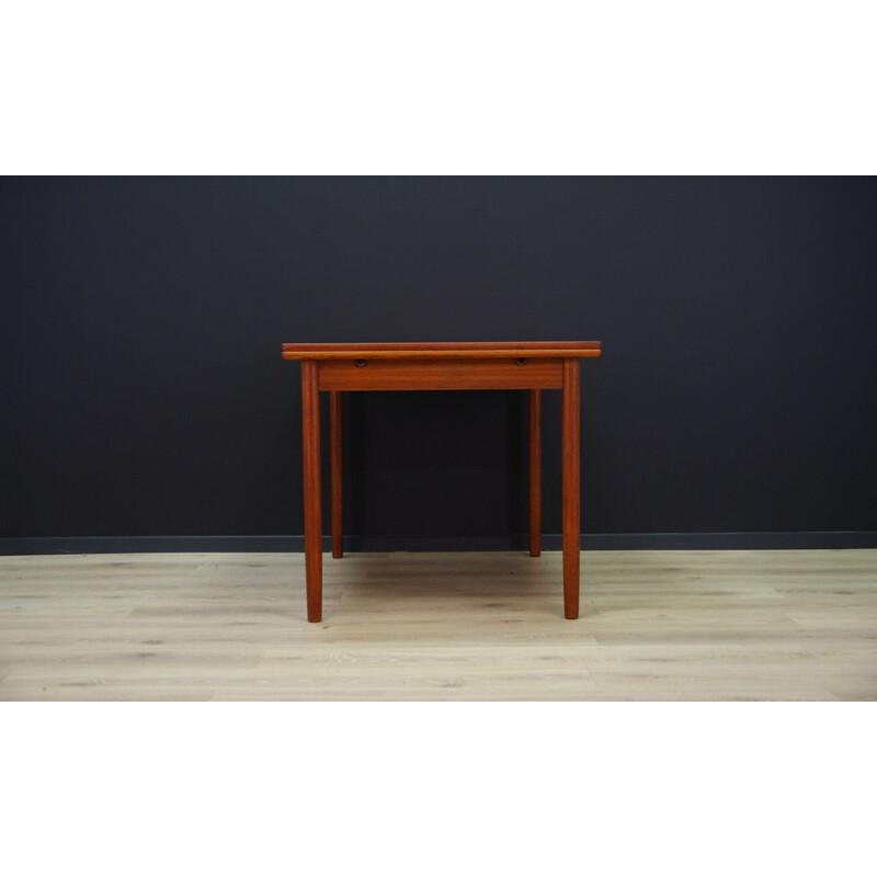 Vintage Danish extendable dining table in teak 1960