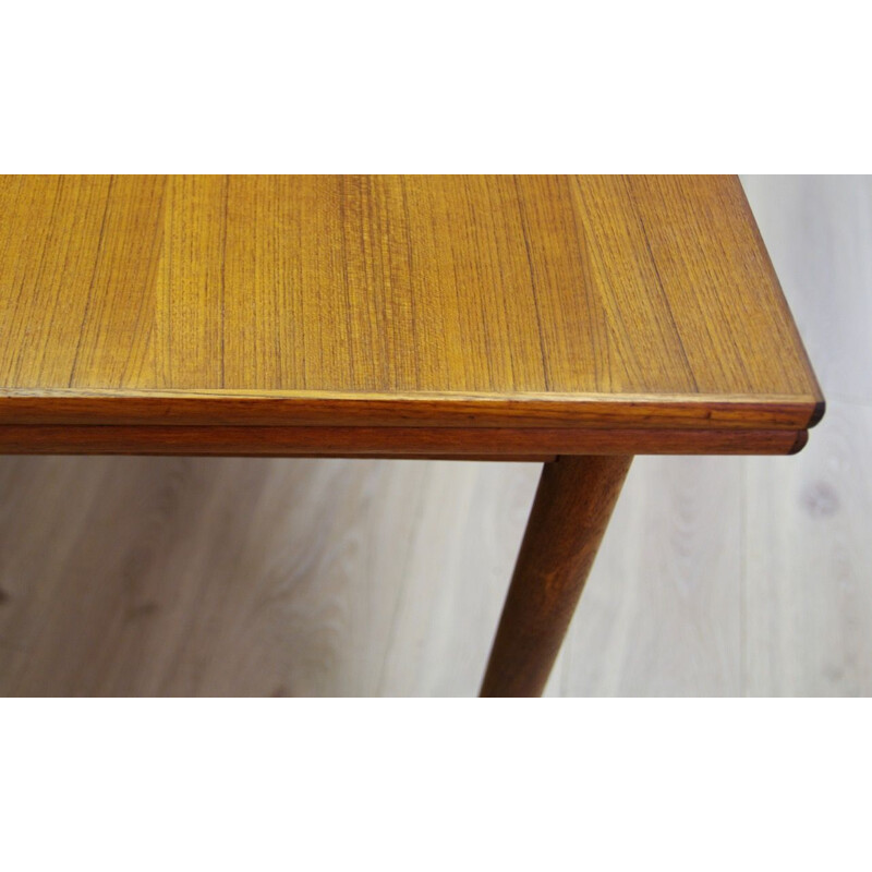 Vintage Danish extendable dining table in teak 1960