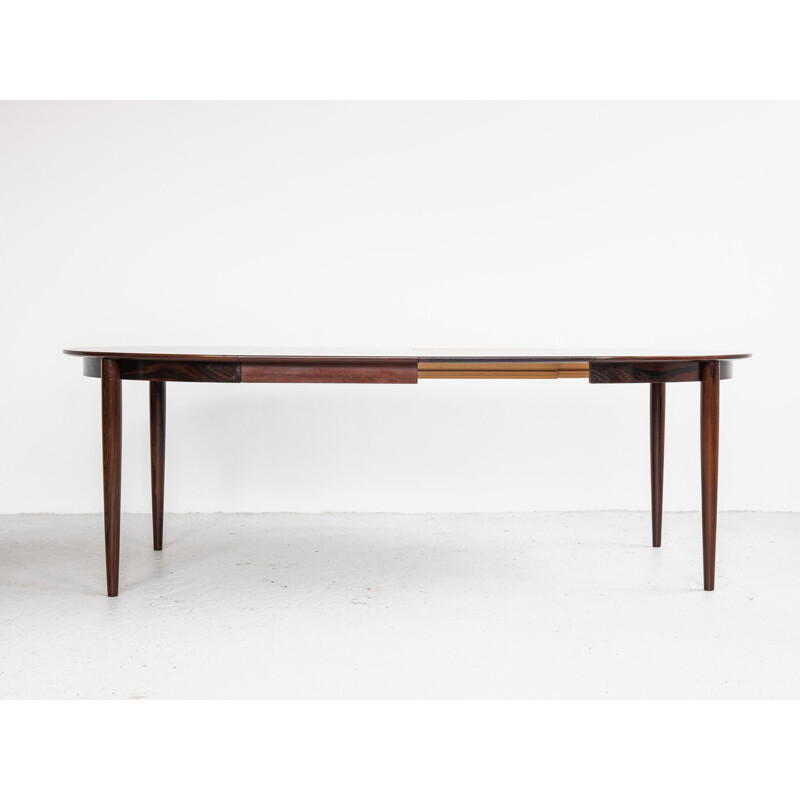 Midcentury Danish extendable round dining table in rosewood 1960s