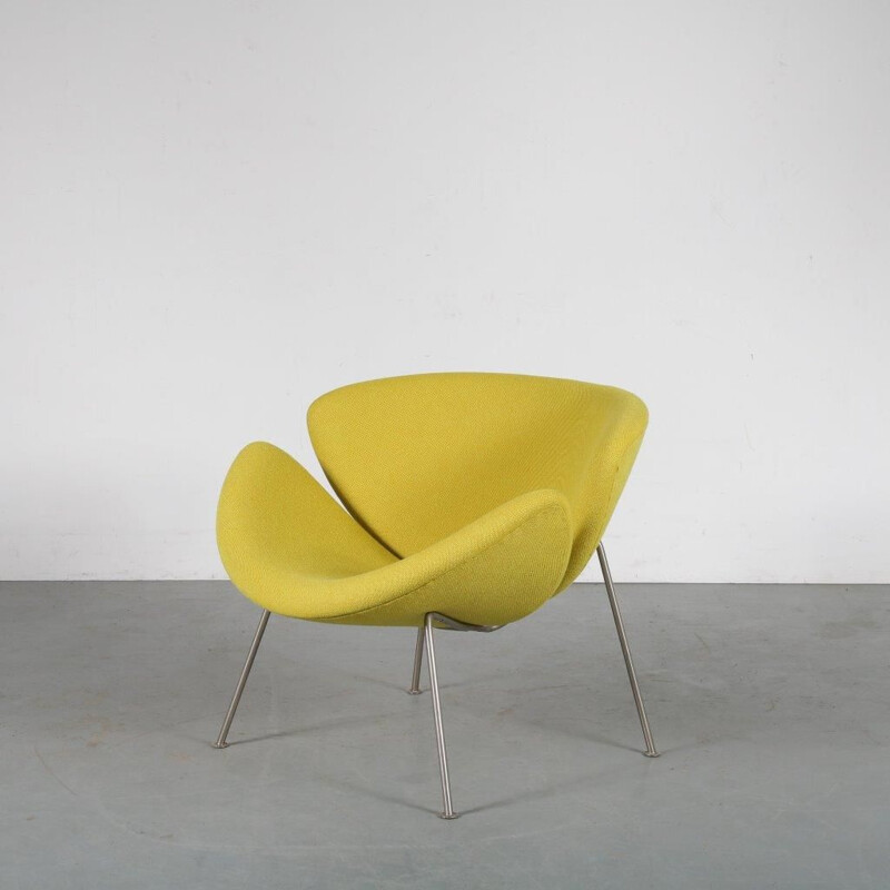 First edition Orange Slice designed by Pierre Paulin for Artifort 1950s 
