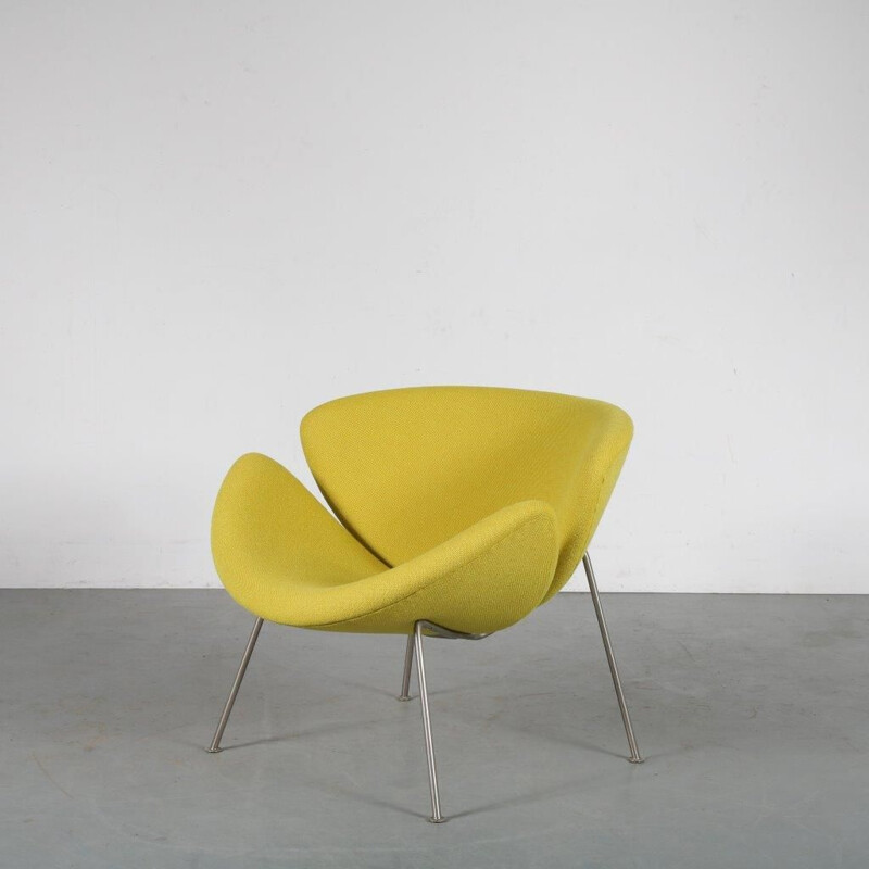 First edition Orange Slice designed by Pierre Paulin for Artifort 1950s 