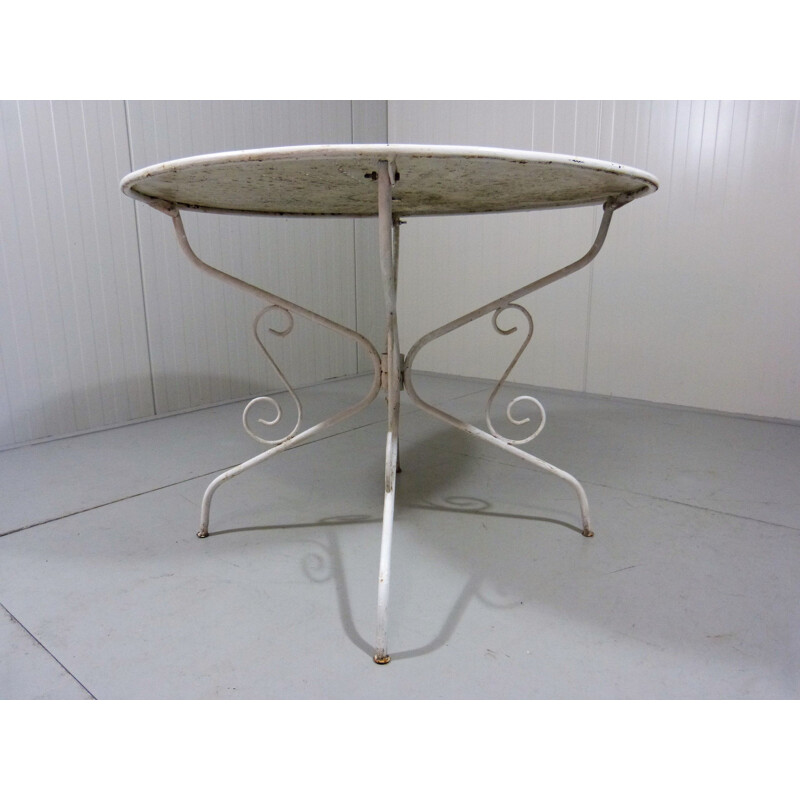 Vintage White iron garden set with table and 4 chairs