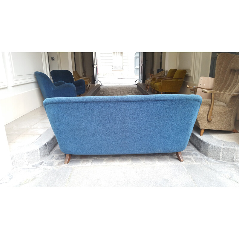 3 seater blue vintage sofa in velvet fabric, 1950