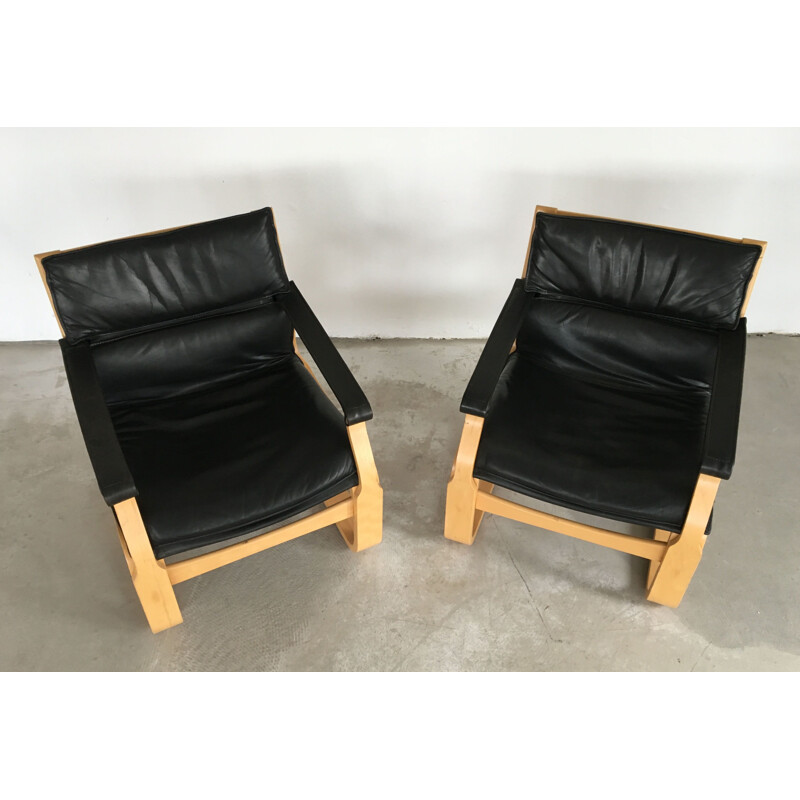 Vintage pair of Ake Fribytter lounge chairs in beech and black leather by Nelo, 1970s