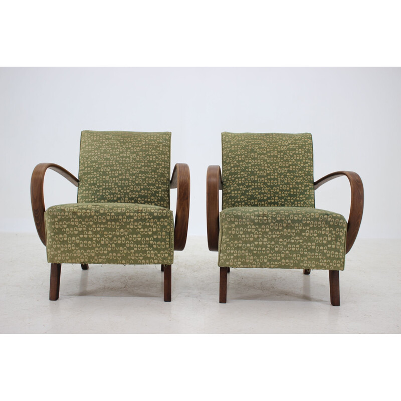 Vintage pair of armchairs by Jindřich Halabala, 1950