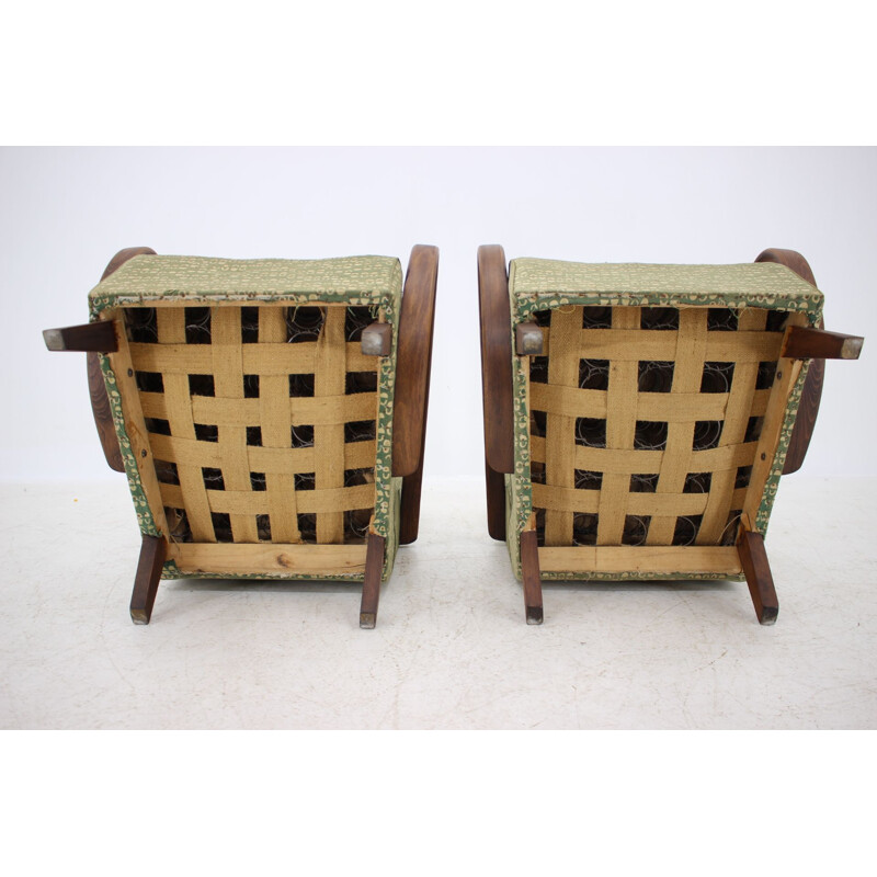 Vintage pair of armchairs by Jindřich Halabala, 1950