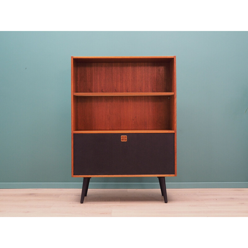 Bookcase Vintagefrom the 60s and 70s Danish style