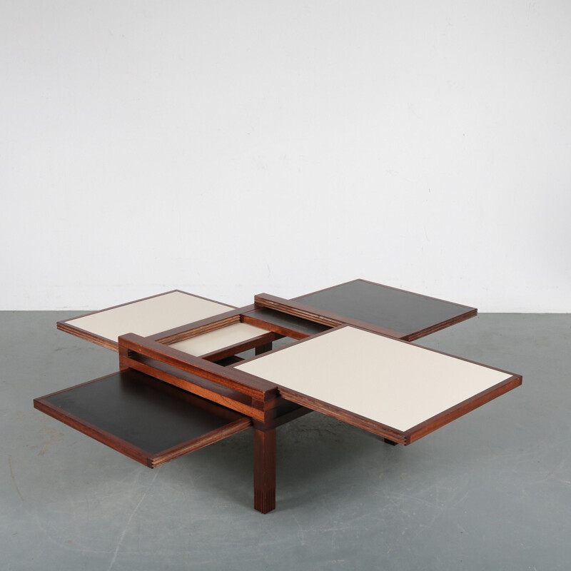 Versatile coffee table designed by Bernard Vuarnesson, manufactured by Belatto in Italy 1980s 