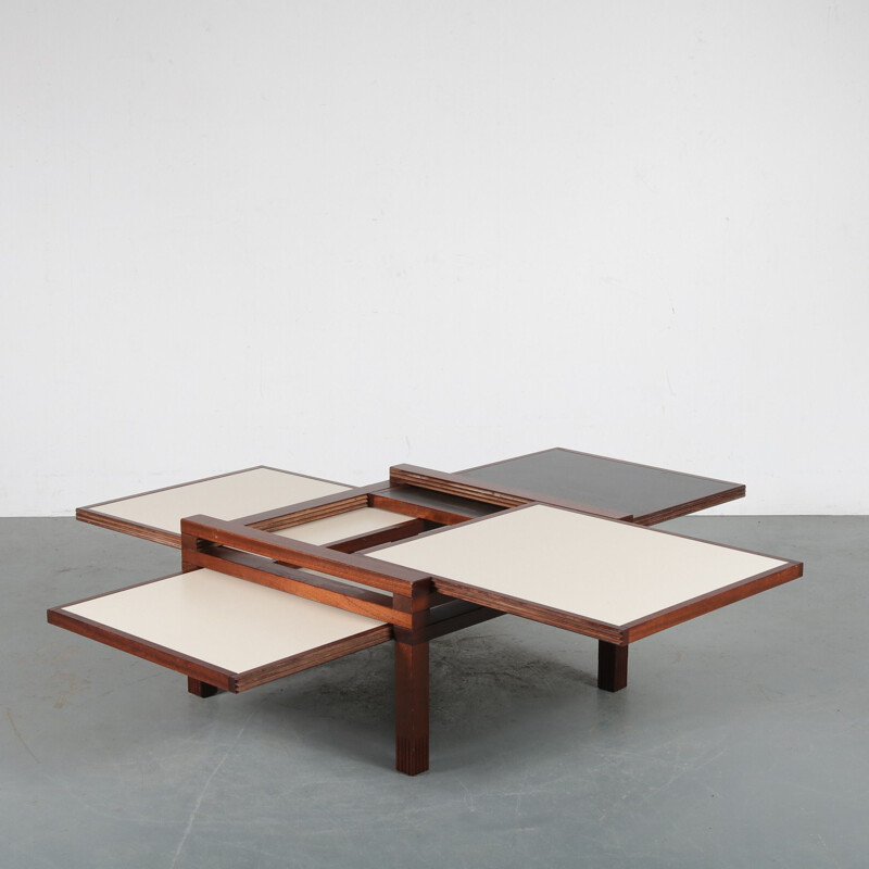 Versatile coffee table designed by Bernard Vuarnesson, manufactured by Belatto in Italy 1980s 