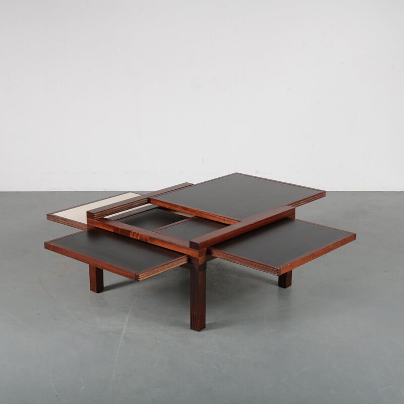 Table basse vintage polyvalente conçue par Bernard Vuarnesson, fabriquée par Belatto en Italie 1980