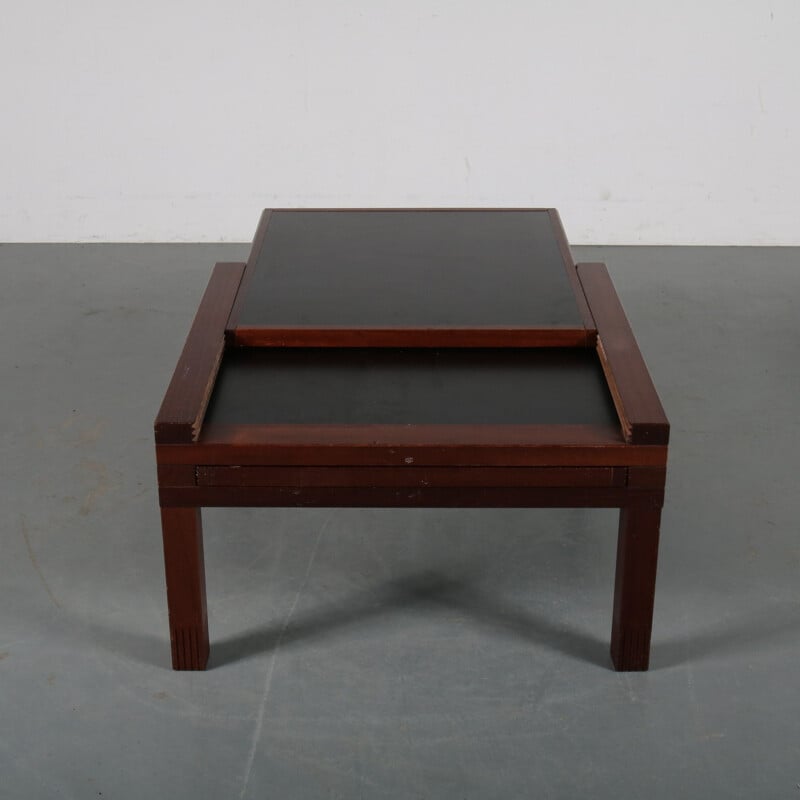 Table basse vintage polyvalente conçue par Bernard Vuarnesson, fabriquée par Belatto en Italie 1980