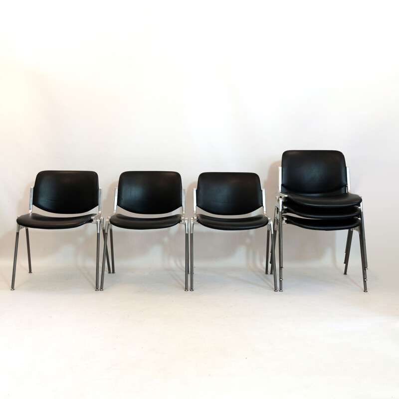 Suite of 6 DSC Axis 106 chairs, Giancarlo Piretti for Castelli, 1960s.