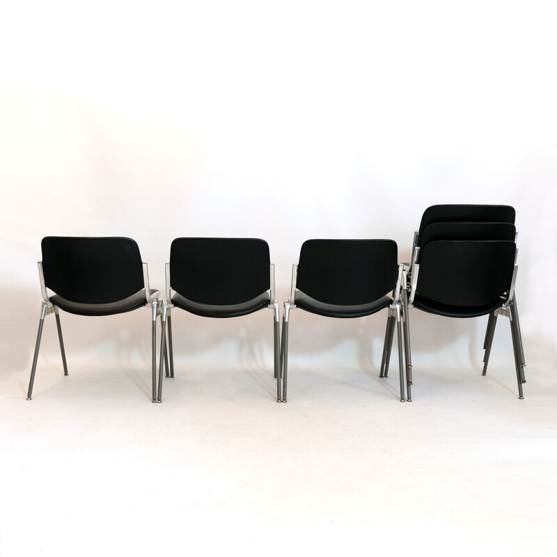 Suite of 6 DSC Axis 106 chairs, Giancarlo Piretti for Castelli, 1960s.