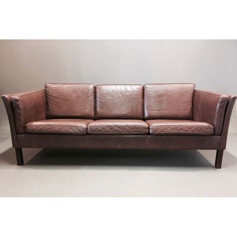 3-seater vintage brown leather sofa Scandinavian design