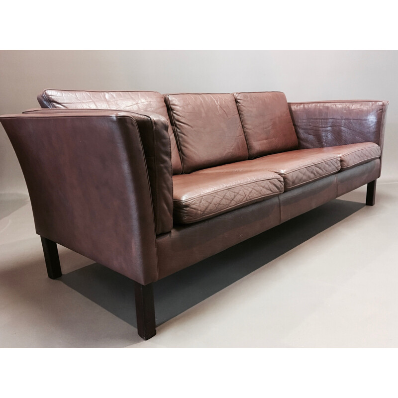 3-seater vintage brown leather sofa Scandinavian design