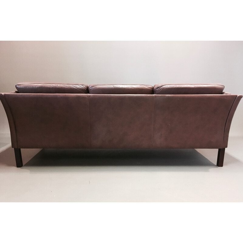 3-seater vintage brown leather sofa Scandinavian design