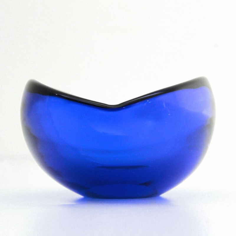 Vintage oval blue glass bowl, 1970s
