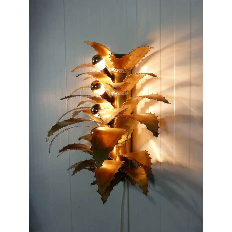 Vintage Brutalist brass palm tree wall lamp 1960