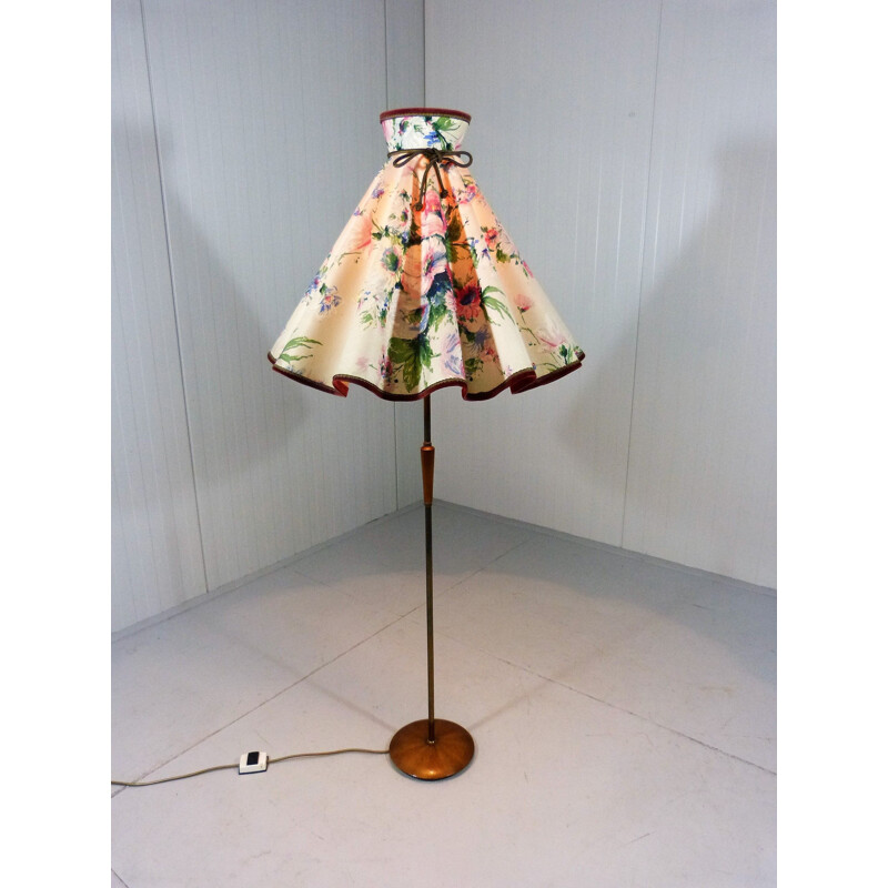 Vintage floorlamp with large flower shade, 1960