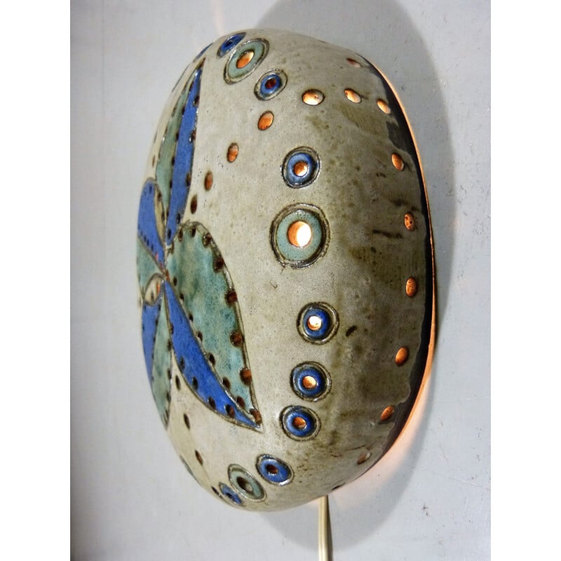 Vintage pottery wall lamp in beige brown green and blue by Hannie Mein, Netherlands 1960