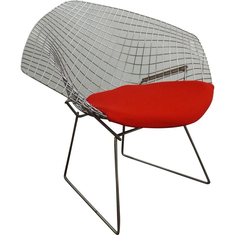 Diamond chair by Knoll International