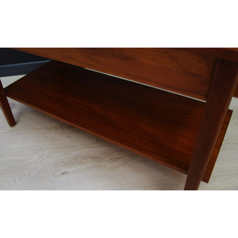 Vintage teak coffee table with addtional shelf, Scandinvian design, 1960