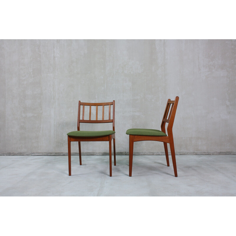 Ensemble de 8 chaises de salle à manger danoises vintage 1960