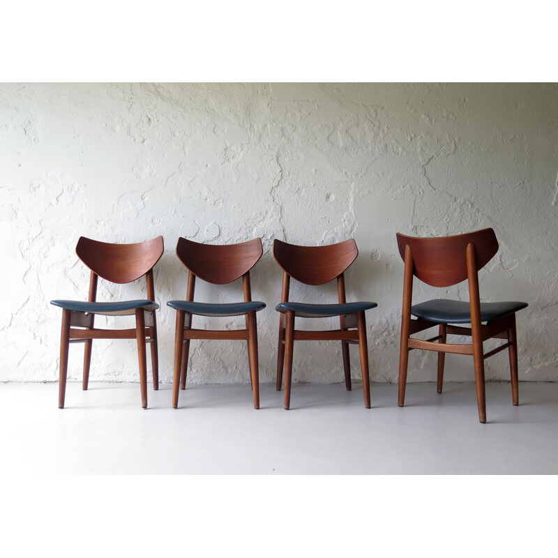 Set of 4 teak Scandinavian Dinning Chairs