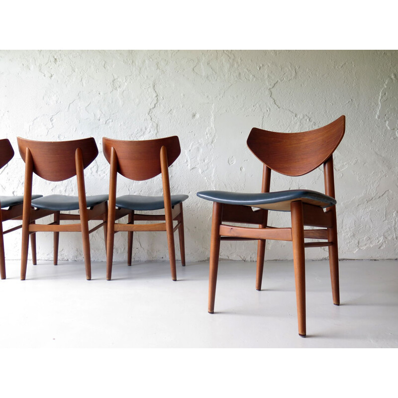 Set of 4 teak Scandinavian Dinning Chairs