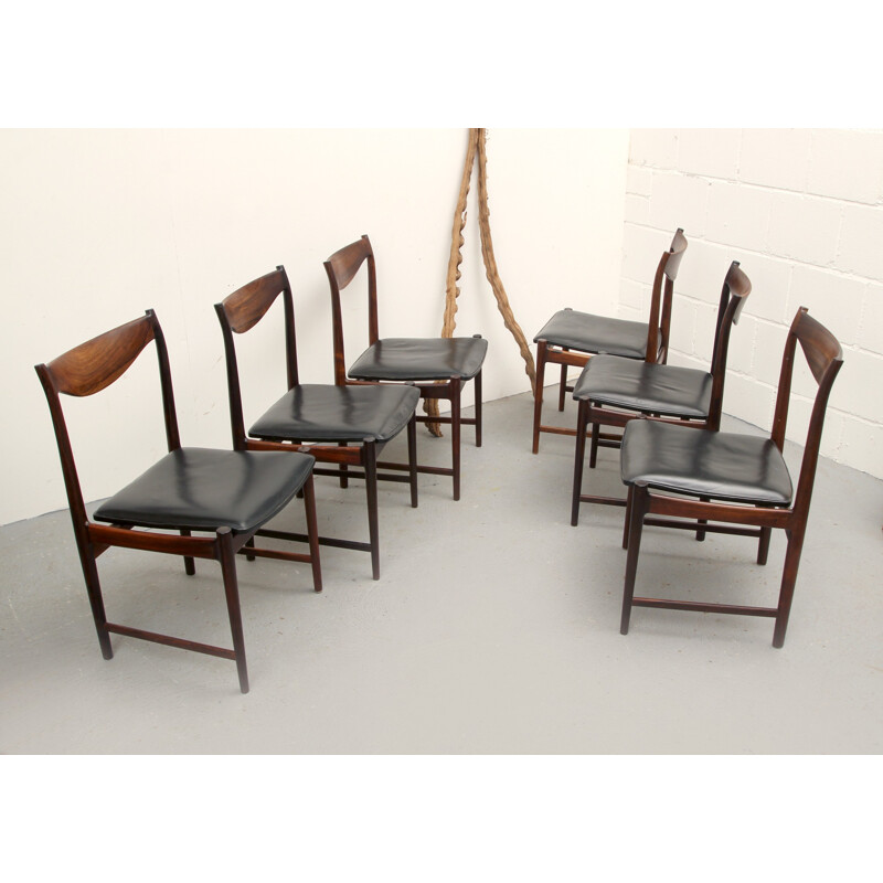 Suite de six chaises scandinaves noires, Torbjorn AFDAL - 1960