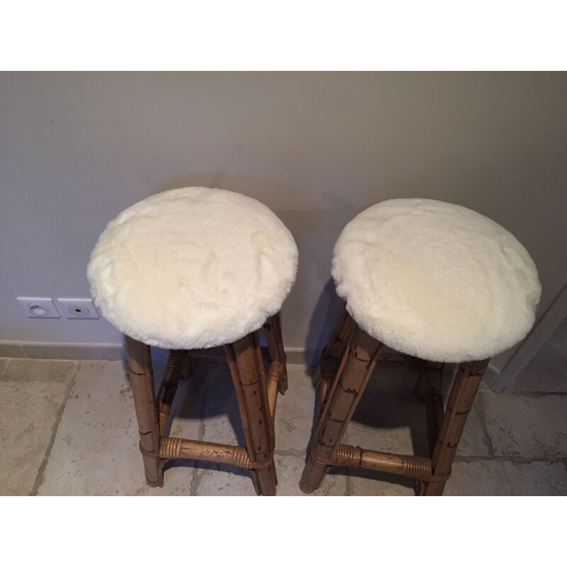 Pair of vintage bamboo barstools, white faux fur seat - 1960