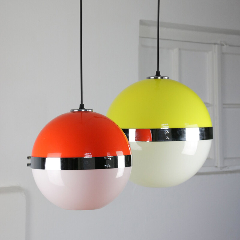 Set of 2 Vintage Space Age pendant lamps