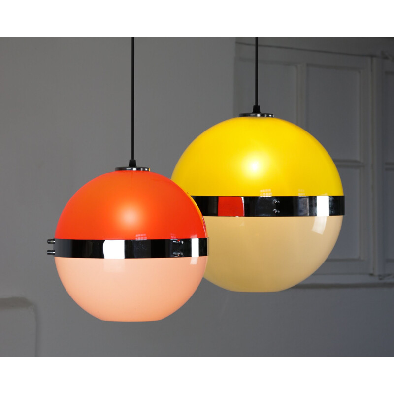 Set of 2 Vintage Space Age pendant lamps