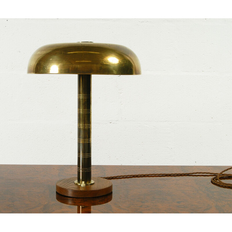 Lampe de table vintage Rare moderniste suédoise de l'après-guerre par Bohlmarks 1940 