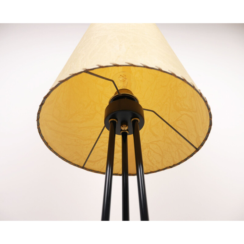 Vintage driepoot vloerlamp met dunne kap, Duitsland, 1950