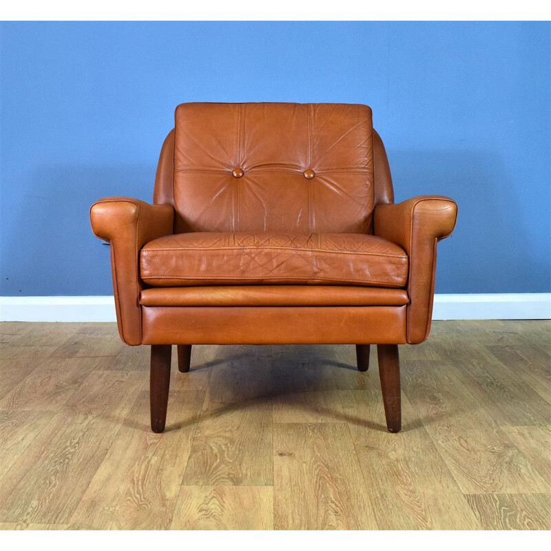 Vintage tan leather armchair by Skippers Mobler, 1960s