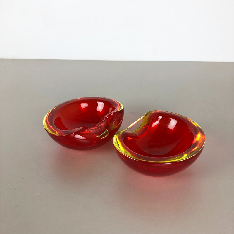 Pair of vintage Murano Sommerso glass bowls by Cenedese Vetri, 1960-1970