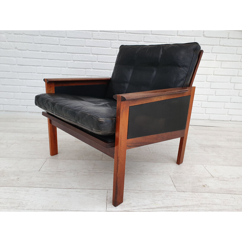 Vintage rosewood armchair design by Illum Wikkelsø, Capella series, 1970