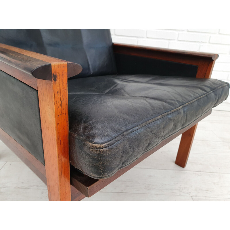 Vintage rosewood armchair design by Illum Wikkelsø, Capella series, 1970