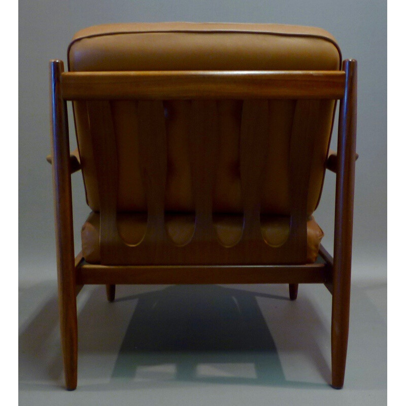 Scandinavian classic easy chair in teak and leather - 1950s